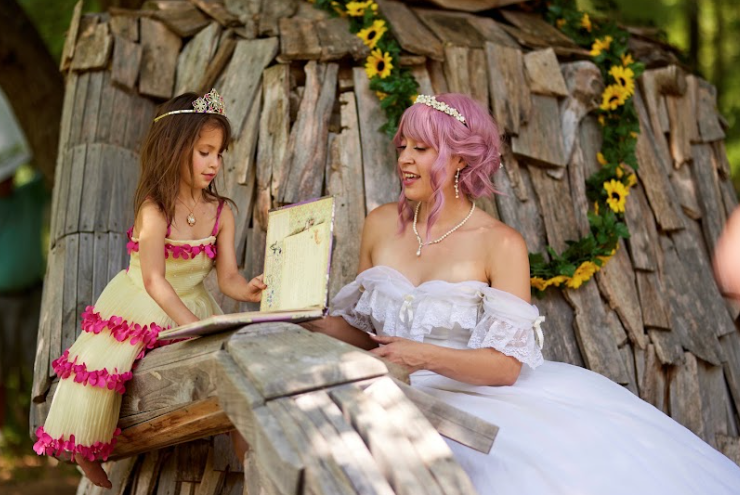 Mother and daughter fairytale storybook portrait session in Central Illinois